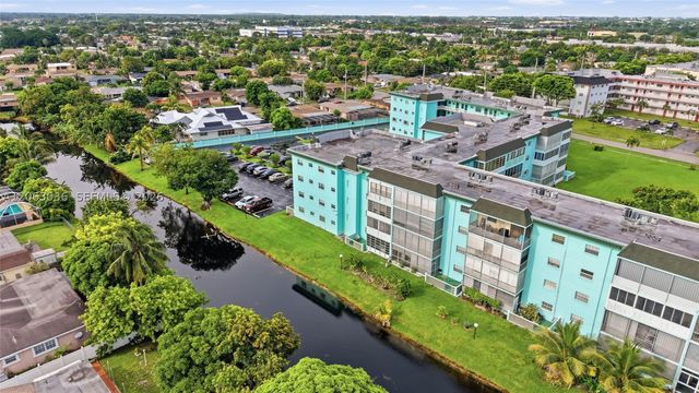 4141 NW 44th Ave 217, Lauderdale Lakes, FL 33319