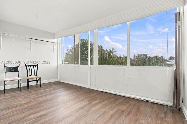 4141 NW 44th Ave 217, Lauderdale Lakes, FL 33319