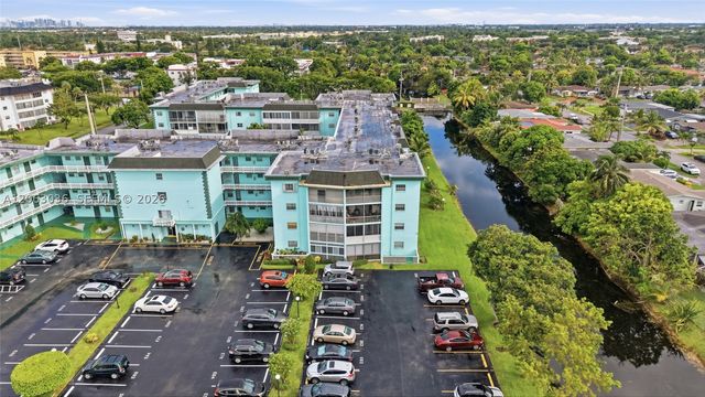 4141 NW 44th Ave 217, Lauderdale Lakes, FL 33319