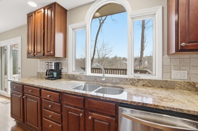 873 Miami Ridge Drive, Loveland, OH 45140