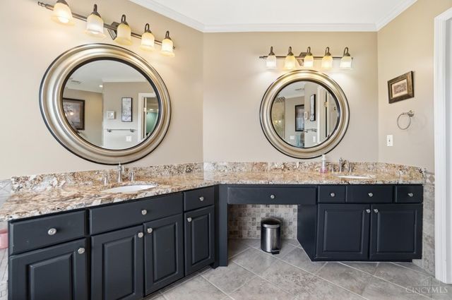 873 Miami Ridge Drive, Loveland, OH 45140