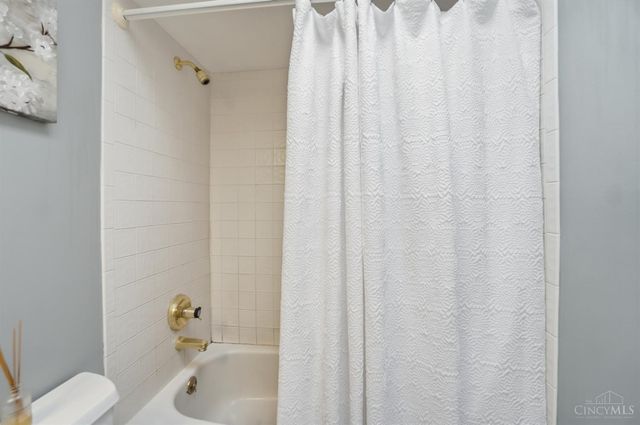 873 Miami Ridge Drive, Loveland, OH 45140