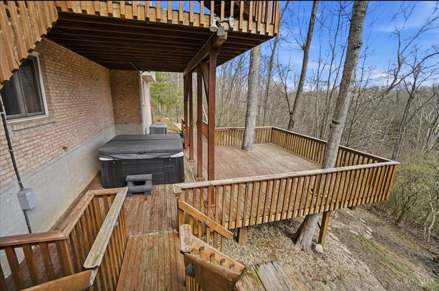 873 Miami Ridge Drive, Loveland, OH 45140