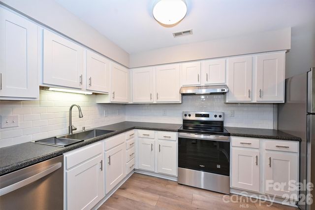1031 Churchill Downs Court H, Charlotte, NC 28211