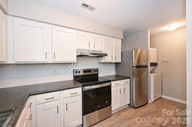 1031 Churchill Downs Court H, Charlotte, NC 28211