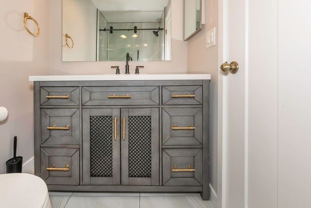 3305 Williamsburg Road, Ann Arbor, MI 48108