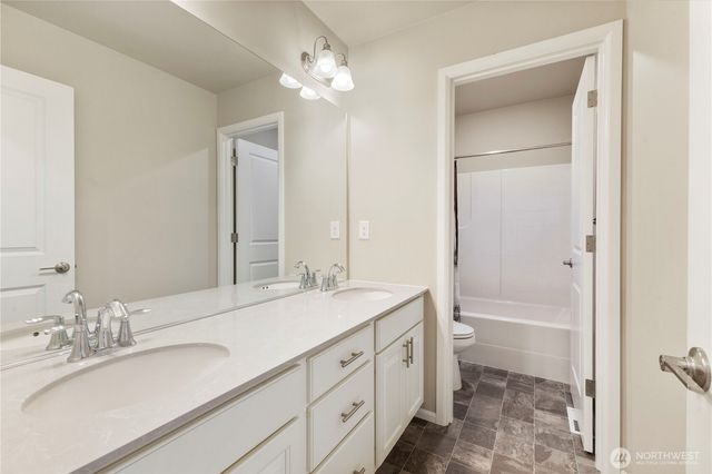 30122 62nd Place S, Auburn, WA 98001