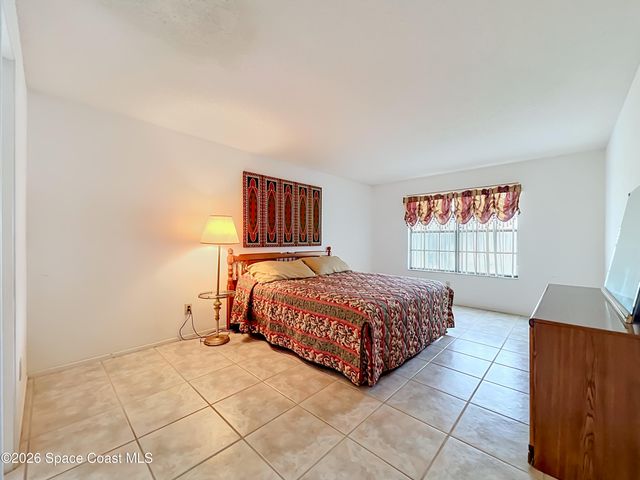 132 Oak Lake Road, Melbourne, FL 32901