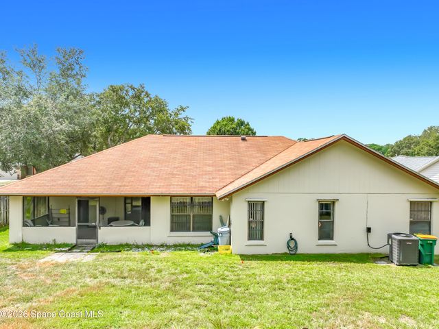 132 Oak Lake Road, Melbourne, FL 32901