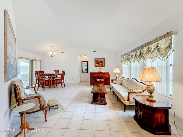 132 Oak Lake Road, Melbourne, FL 32901