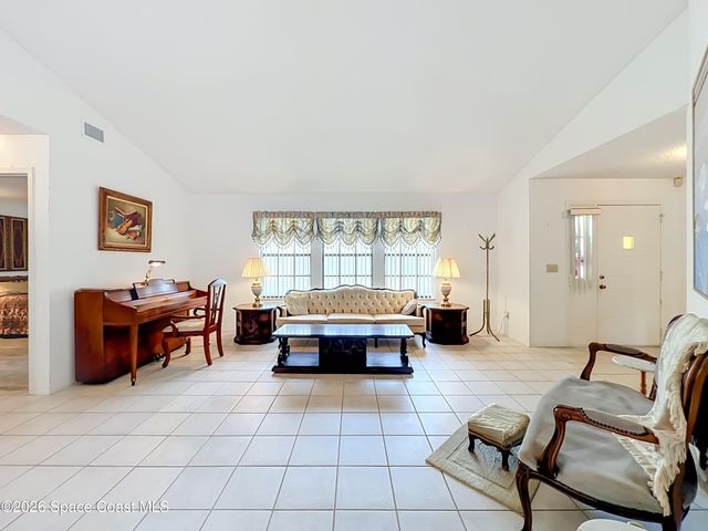 132 Oak Lake Road, Melbourne, FL 32901