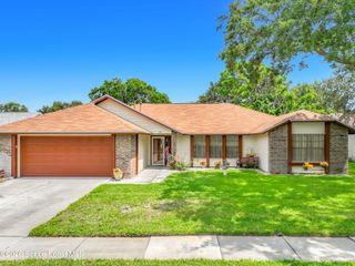 132 Oak Lake Road, Melbourne, FL 32901