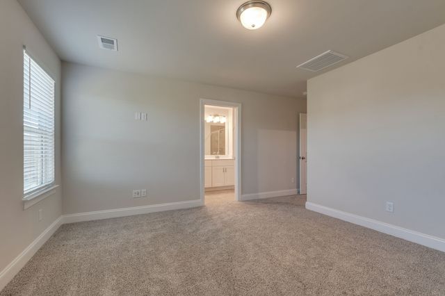 364 Coleman Ct, Columbia, TN 38401
