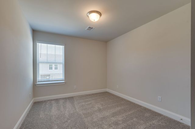 364 Coleman Ct, Columbia, TN 38401
