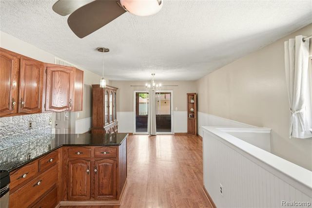 32138 Glaser Road, Rockwood, MI 48173