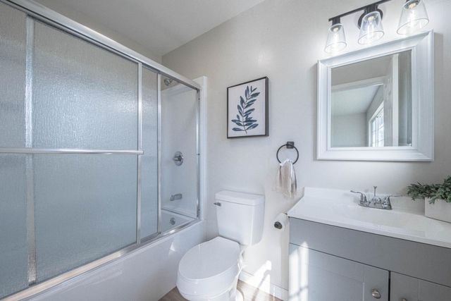 18594 Northridge Drive, Salinas, CA 93906