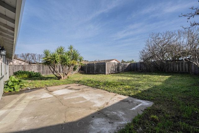 18594 Northridge Drive, Salinas, CA 93906