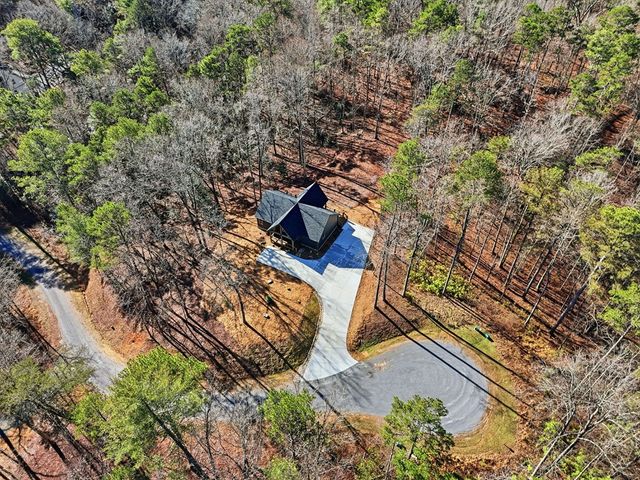 835 Hilton Drive, Ellijay, GA 30540