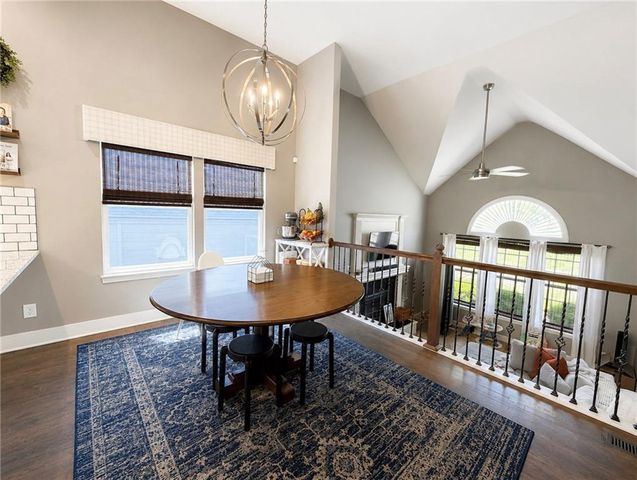 919 S 12th Street, Louisburg, KS 66053