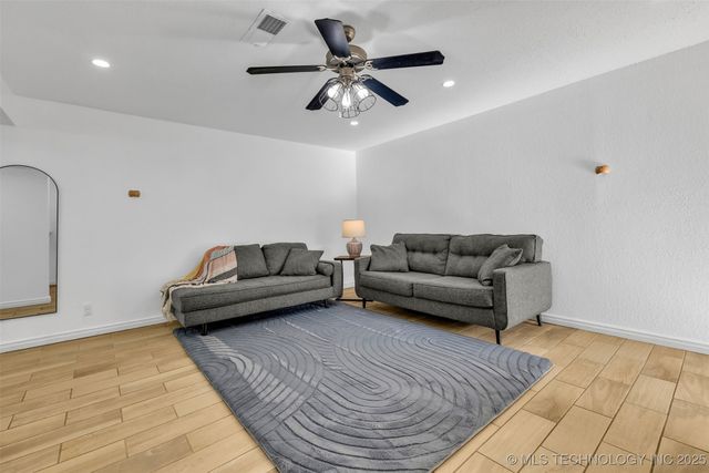 6356 S 80th East Avenue 25C, Tulsa, OK 74133