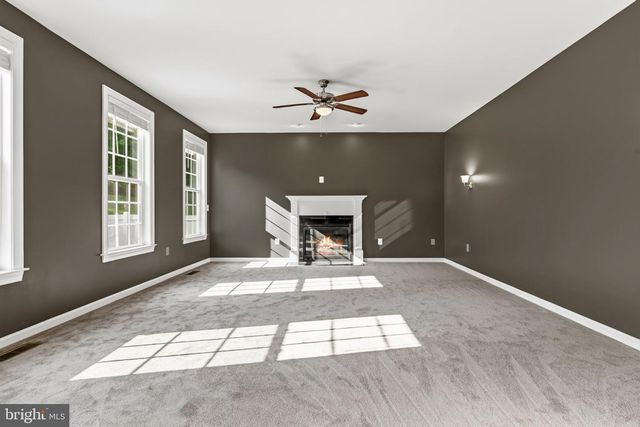 2114 JELLICO CT, Woodbridge, VA 22191