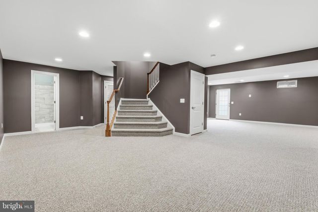 2114 JELLICO CT, Woodbridge, VA 22191