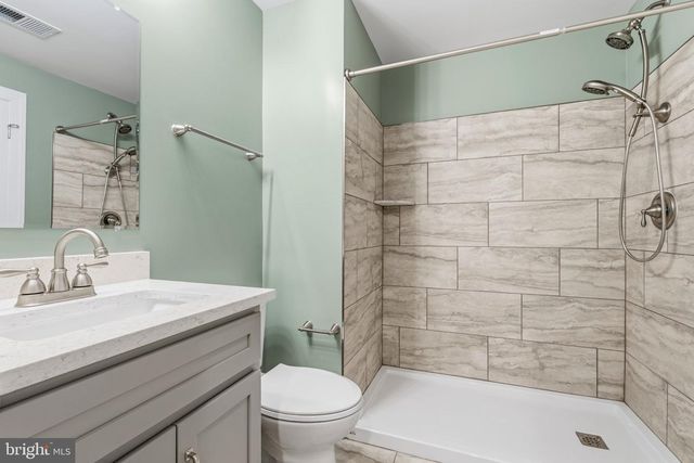 2114 JELLICO CT, Woodbridge, VA 22191