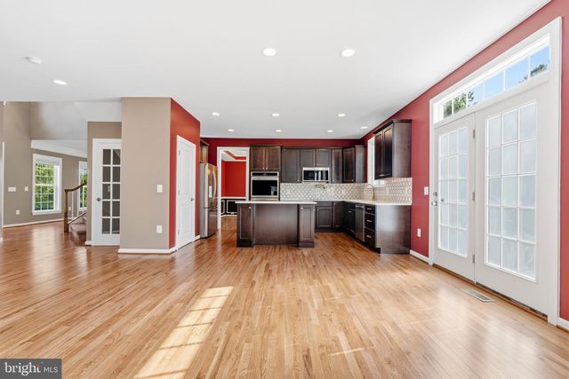 2114 JELLICO CT, Woodbridge, VA 22191