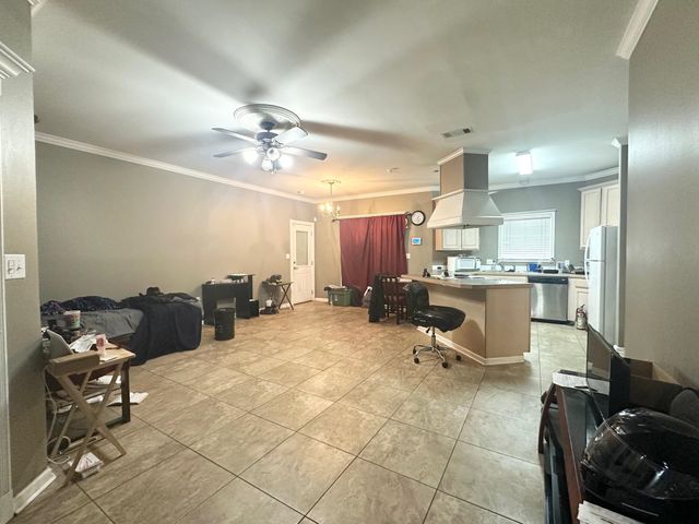 339 Monarch Dr, Houma, LA 70364