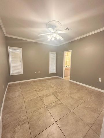 339 Monarch Dr, Houma, LA 70364