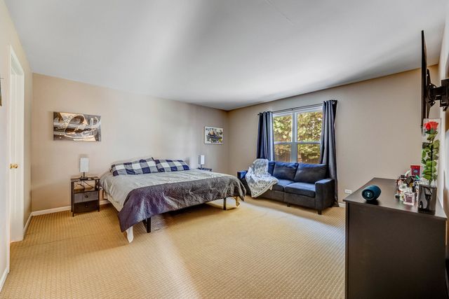 1114 Kylemore Court, Joliet, IL 60431