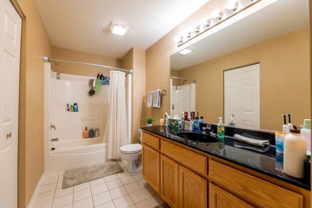 1114 Kylemore Court, Joliet, IL 60431