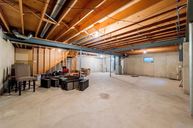 1114 Kylemore Court, Joliet, IL 60431