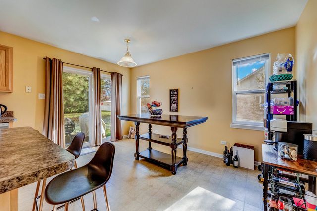 1114 Kylemore Court, Joliet, IL 60431