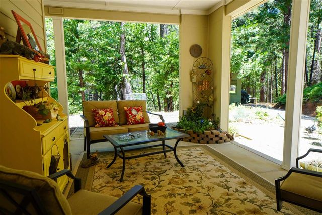 17400 Mount Elizabeth, Sonora, CA 95370