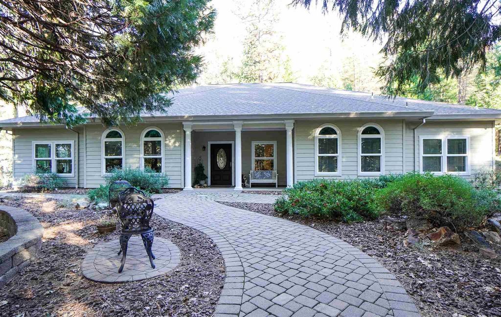 17400 Mount Elizabeth, Sonora, CA 95370