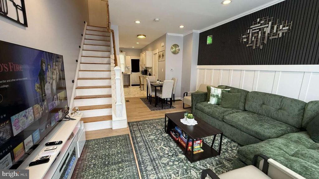 1544 S RINGGOLD ST, PHILADELPHIA, PA 19146 — photo 2