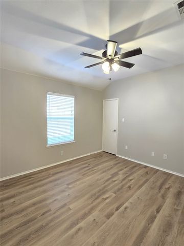 610 Manchester Drive, Mansfield, TX 76063