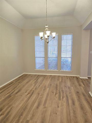 610 Manchester Drive, Mansfield, TX 76063