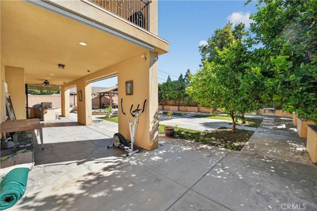 646 S Courson Drive, Anaheim, CA 92804