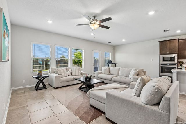 7602 Wallaby Isle, San Antonio, TX 78253