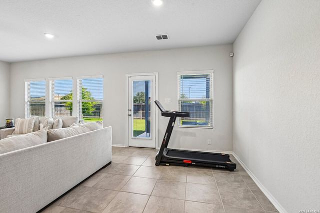 7602 Wallaby Isle, San Antonio, TX 78253