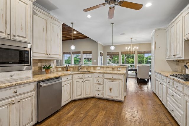 1700 Rock Ridge Road, Lucas, TX 75002