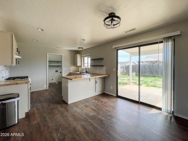 8613 E HOPI Drive, Prescott Valley, AZ 86314