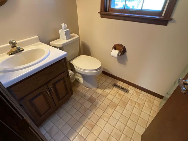 2701 4th Avenue NW, Austin, MN 55912