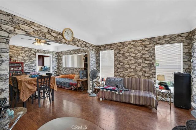 5419 S Harcourt, Los Angeles, CA 90043