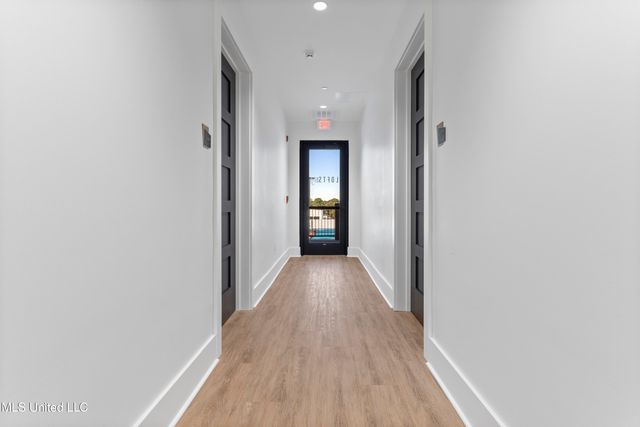 1515 Government Street, A302, Ocean Springs, MS 39564