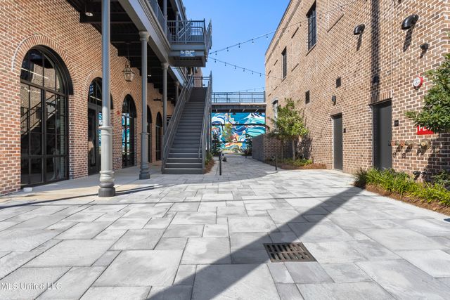 1515 Government Street, A302, Ocean Springs, MS 39564