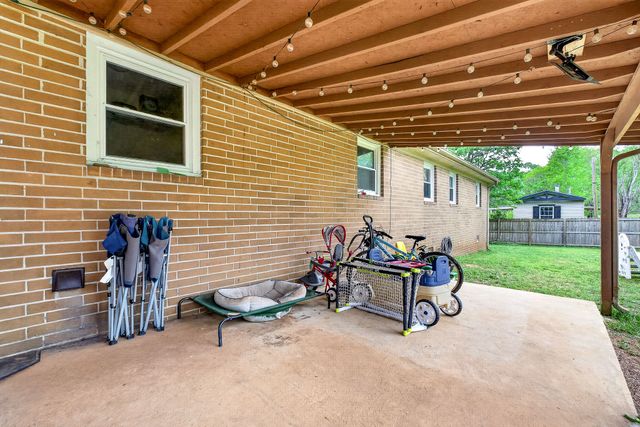 237 Armstrong Rd, Doyle, TN 38559