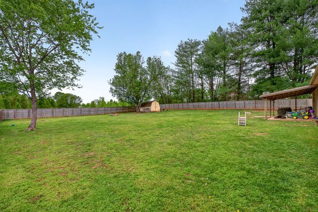 237 Armstrong Rd, Doyle, TN 38559